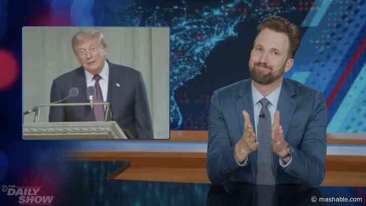 Daily Show breaks down Trumps bizarre speech at Lindsey Grahams memorial