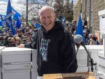 Lorne Gunter: Silly to whine about Alberta's ridiculously low referendum threshold