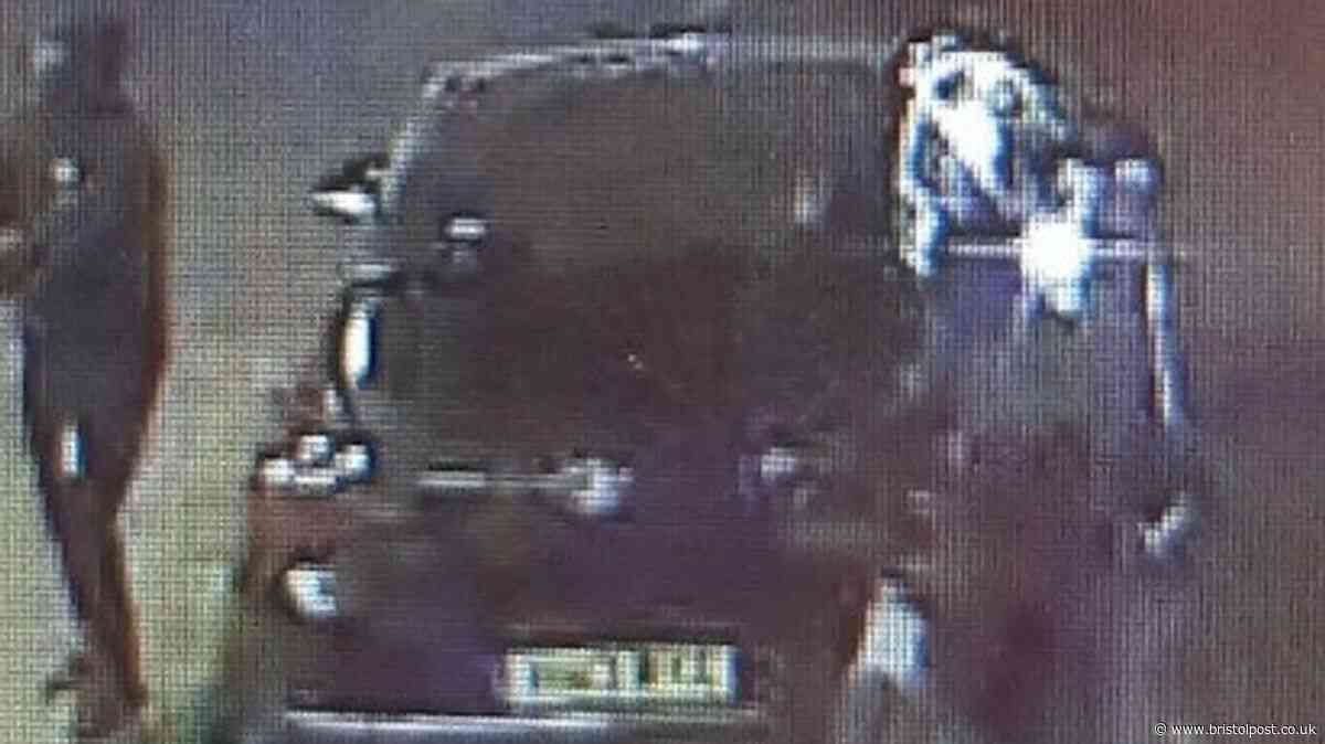 Man threatened with gun by e-bike rider in Bristol