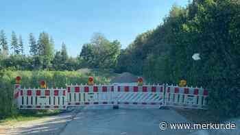 Aus Ärger über die Stadt: Kies-Unternehmer sperrt Weg in den Rothschwaiger Wald