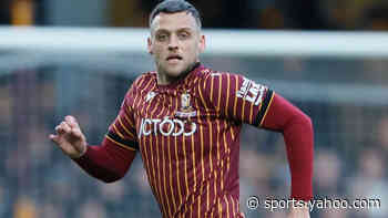 Bradford defender Baldwin extends deal