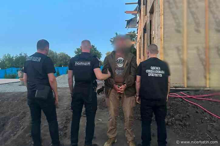 Un commandant de l’armée ukrainienne arrêté pour avoir contraint 80 soldats de son unité à lui construire une villa avec piscine en pleine guerre