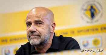Peter Bosz blij met verzet tegen FIFA-plan en grapt over Oranje: ‘Vannacht naar Zeist gereden en uren onderhandeld’