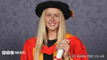 England keeper Hampton awarded honorary doctorate