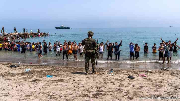 Sospensione Schengen, Conte: “Da Meloni sciacallaggio, l’Italia è colabrodo per l’ingresso dei migranti”. Tajani: “Necessaria per sicurezza”