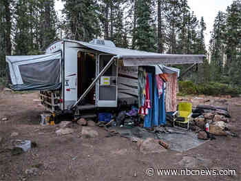 Father faces new charges after kidnapping two Forest Service workers with his son