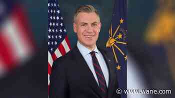 Indiana Senator, Senate Democratic Leader, urges Apple not to use chips from Chinese military-linked companies
