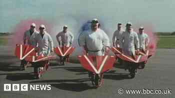 Red Barrows to 'fly again' after radio reunion
