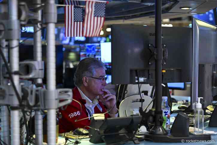 Markets News, July 30, 2026: Indexes End Sharply Higher, Tech Shares Soar; Apple, Amazon Report