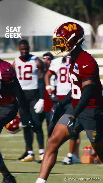 Malik Spencer got 🆙 #football #interception #commanders #nfl
