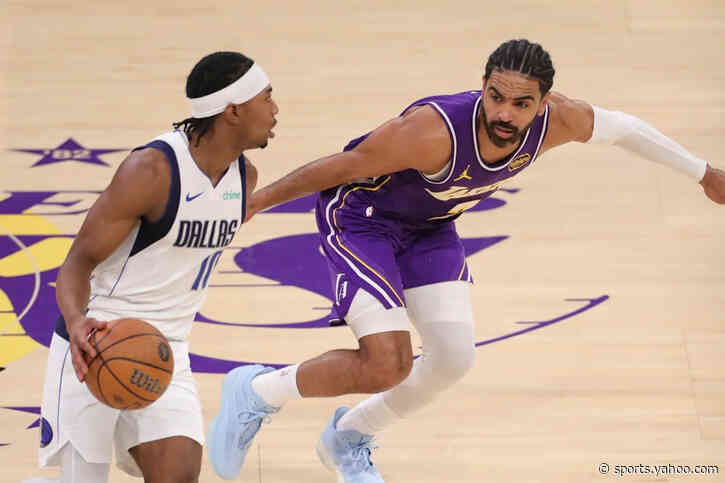 Report: Warriors eyeing several free agent veterans to round out roster