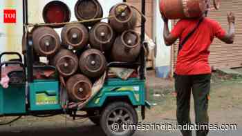 Commercial LPG prices cut by over Rs 200: Check 19-kg cylinder rates in Delhi, Kolkata