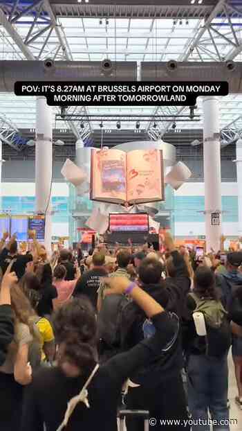 When the airport turns into Makina Time 🔊✈️ #dimitrivegaslikemike #edm #brusselsairport