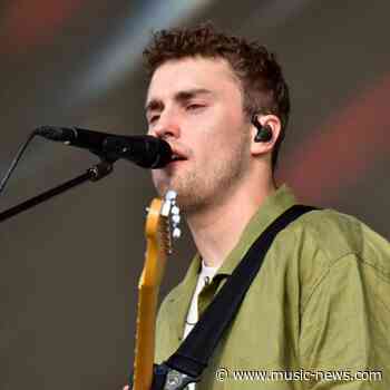 Sam Fender and Olivia Dean beat UK chart record with Rein Me In