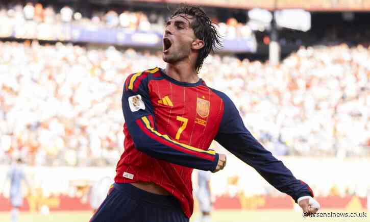 Arsenal eye versatile Barcelona attacker as transfer interest intensifies