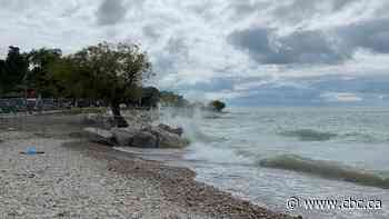 Water safety expert urges caution at Great Lakes beaches this long weekend