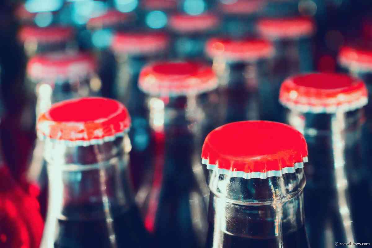 Coca-Cola Just Raised Its Full-Year Guidance. Here’s How Much $30,000 Invested Pays in Quarterly Dividends.