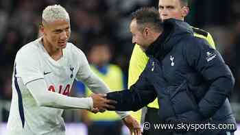 Richarlison scores late winner as 10-man Spurs beat Chelsea
