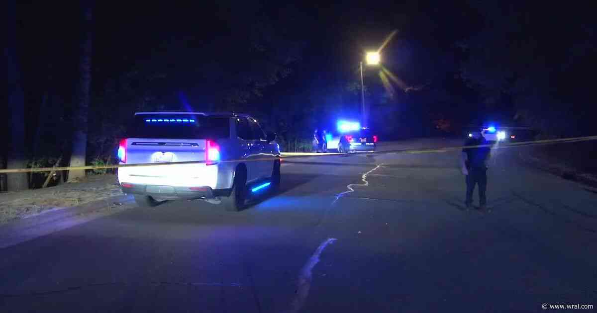 Man charged in murder after Raleigh apartment stabbing