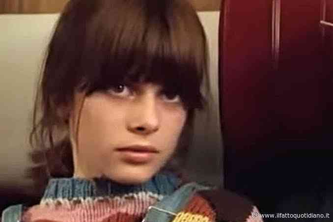 Wim Wenders e Nastassja Kinski raggiungono l’accordo: tagliata la scena di “Falso movimento”. L’attrice aveva 13 anni indossava gli slip e veniva schiaffeggiata