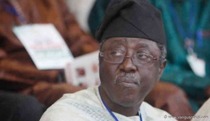 Power is temporary, ex-governor Jang tells politicians