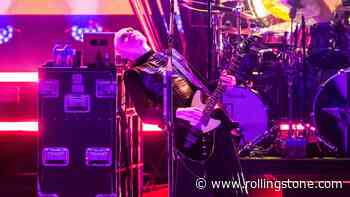 Lollapalooza 2026 Day Two: Smashing Pumpkins, Charli XCX Deliver Rock Music to Massive Crowds