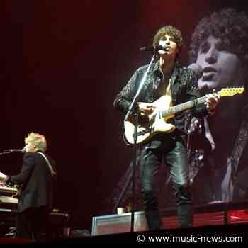 The Kooks dazzle in spectacular outdoor London show at Old Royal Naval College