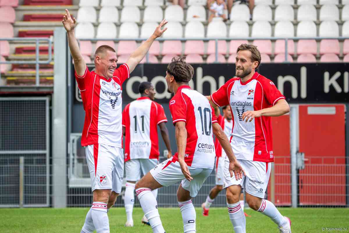 Emmen wint op Open Dag overtuigend van Almere City