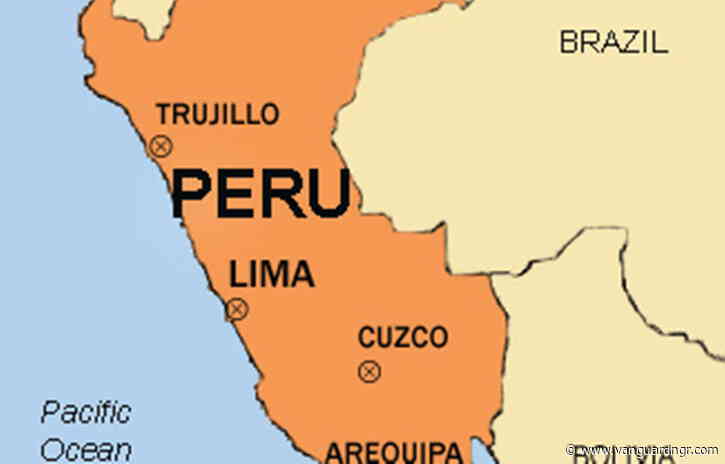 13 dead after small tourist plane crashes in Peru