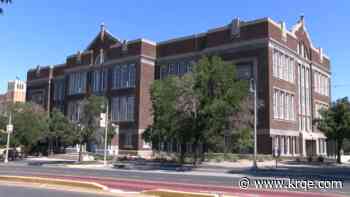 City councilor working to help find solution in clash over Lofts at Albuquerque High courtyard gates