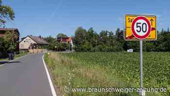 Kurioses Schild vor Cramme im Landkreis Wolfenbüttel: Der Grund ist eine Straftat