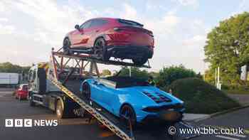 Police seize super cars after peak-time convoy