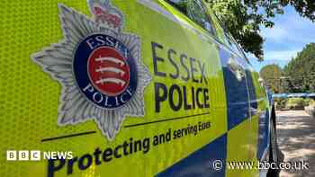 Drink-driving PC crashed car while on duty