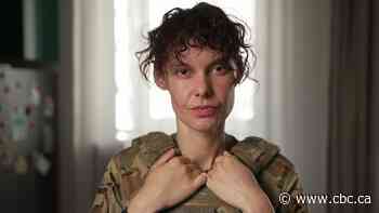 On Ukraine's front lines, female soldiers testing Canadian-designed body armour