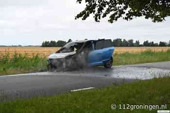 Auto door brand  verwoest in Beerta