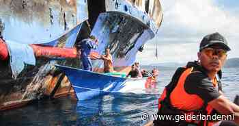 Doden en 41 vermisten door brand op veerboot in Indonesië