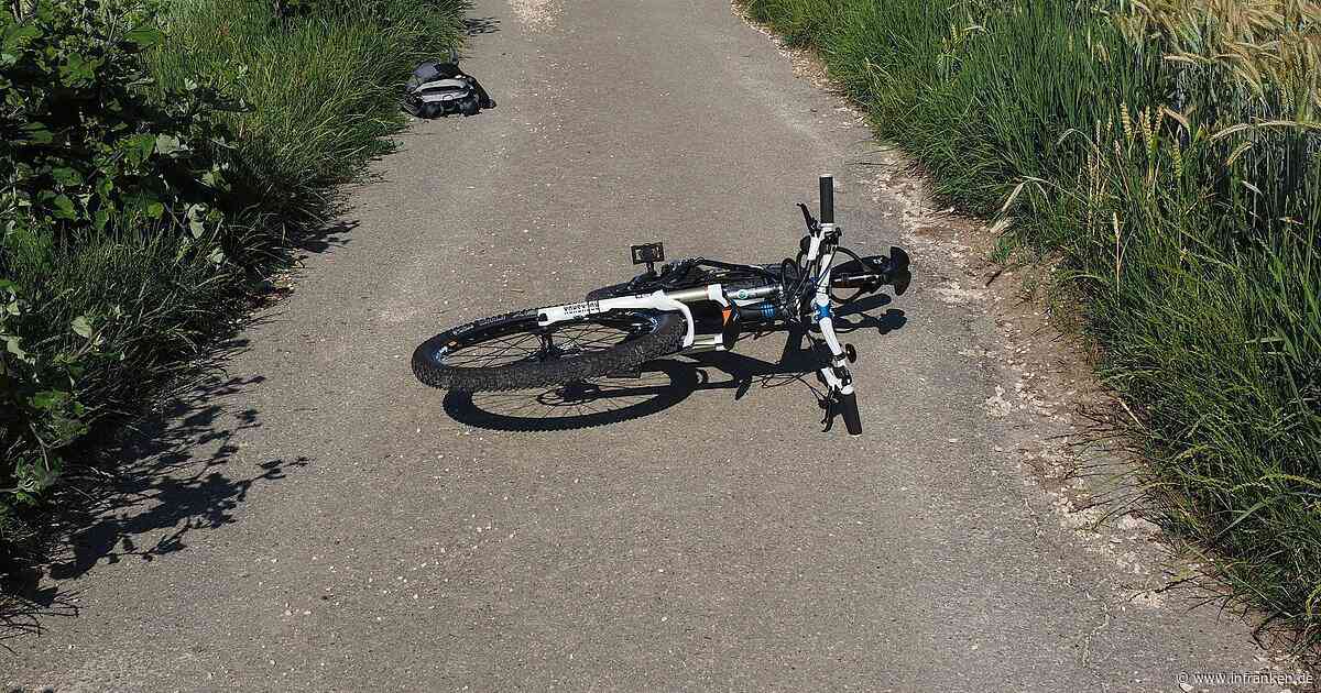 Unfall im Kreis Lichtenfels: Rennradfahrer lässt Verletzten zurück