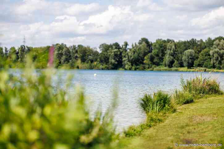 Mit Stein und Hiebwaffe am Badesee – Polizei nimmt Mann fest
