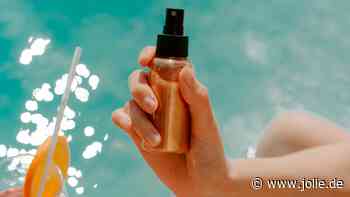 Sommer-Teint: Schimmernde Sonnencremes schenken deiner Haut einen goldenen Glow