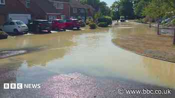 Kent water disruption posing 'hygiene risks'