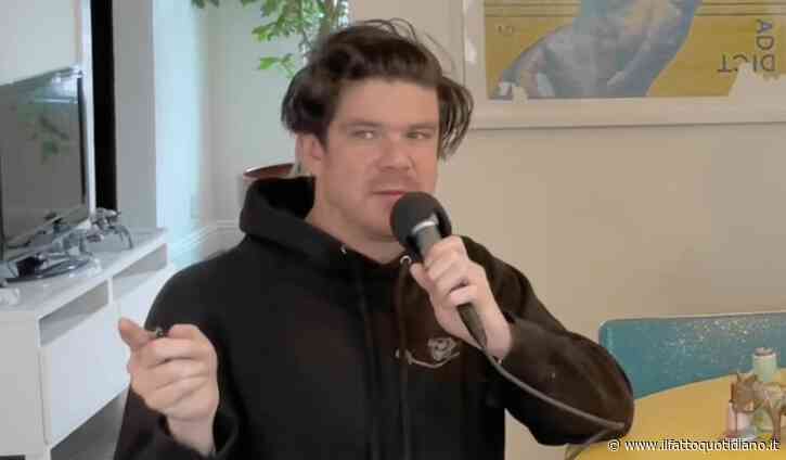 Il chitarrista dei Modest Mouse cacciato dal gruppo: Simon O’Connor è accusato di aver mandato messaggi hot a una fan minorenne. Lui si difende: “L’ho scambiata per un’altra”