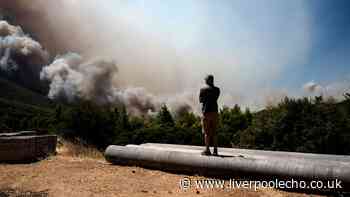 Tourist warning as Greece wildfires continue around Athens region