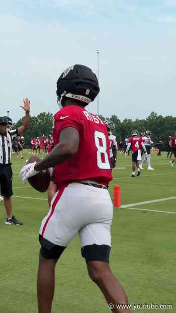 Kyle Pitts Sr. gets both feet in for the touchdown! 😤 #nfl #highlights #atlanta #falcons