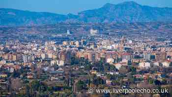 Earthquake rocks popular Spanish holiday resort
