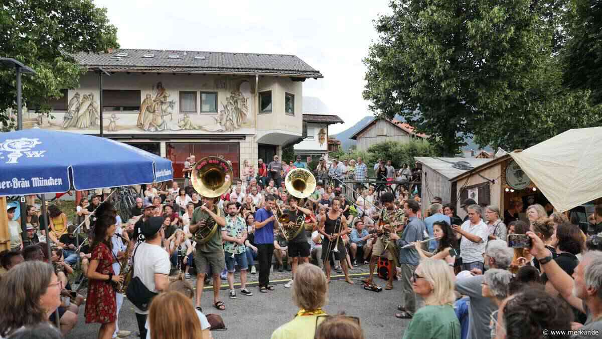 Heimatsound-Festival nahezu ausverkauft – Bruckner spielen unplugged im Publikum