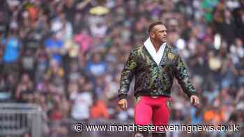 Wrestling star Nick Aldis made his WWE ringwalk to Oasis and it was BIBLICAL