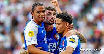 Pijnlijke avond voor PSV, dat na vroege rode kaart Joey Veerman wordt afgedroogd door bekerwinnaar AZ
