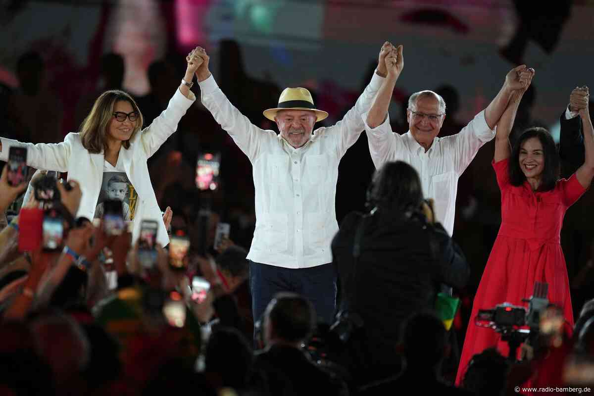 Lula will vierte Amtszeit – Duell mit Bolsonaros Sohn