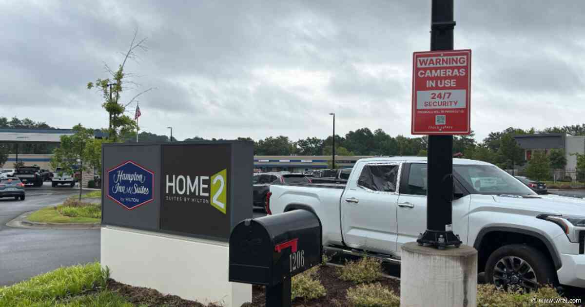 At least 16 cars broken into early Sunday at Hampton Inn in Durham