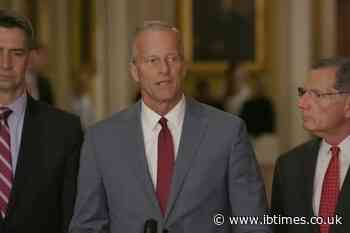 Trump Freezes Out John Thune While Maintaining Contact With Mike Johnson as GOP Fears Midterm Fallout